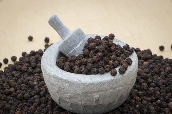 Black Pepper Whole 100 gm