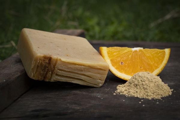 Multhani Mitti and Orange